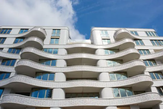 La Covadonga Glazed White Stretcher - Image 3